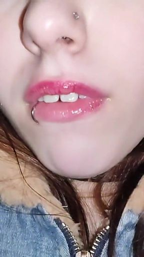 Marishka showed how she sucks dick on the example of chupachups