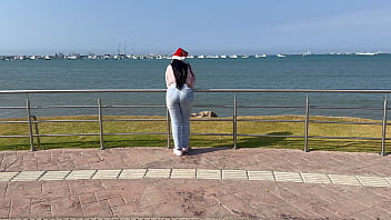 Petite teen amateur gives blowjob at Christmas dinner
