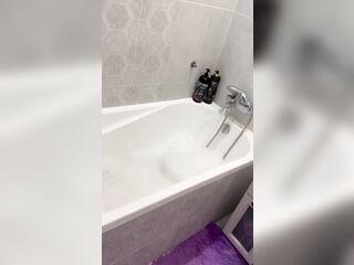 Stepmom Takes a Washroom in Nylons and Hot Underware, Moist Large Booty