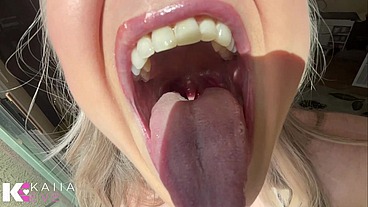 First Date Gone Wrong: Blonde Babe Shrinks, Squishes, & Vores Scared Tiny Fighter!