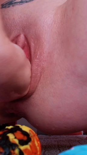 Stuffing My Greedy Pussy with Eggs