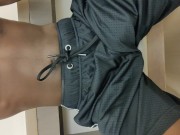 Teasing : dick flashing