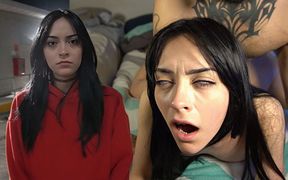 She Got Stood up at the Mall, so I Took Her to My Place to Console Her with My Cock.