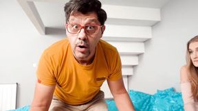 Hunt4k featuring Kiara Lord's christmas fuck video