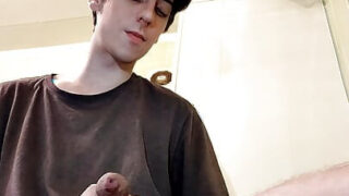 Solo homoseksuel i latex-strøg til eksplosiv anal klimaks