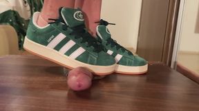 Adidas Campus green sneaker job