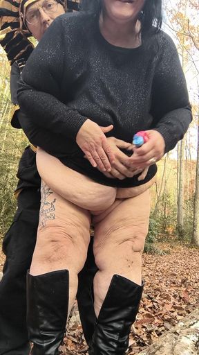 Lap Dance in the Woods Got His Pecker Hard Boing