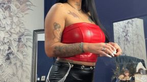 Miniskirt for goddess
