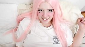 Teen with pink hair craves anal penetration