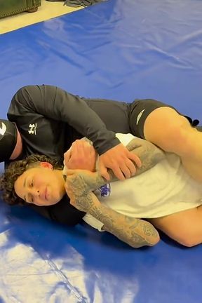 Kourtneyinked Vs Masked Rider - Submission Wrestling Showdown