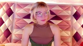 Victoriaa Beker Private Show