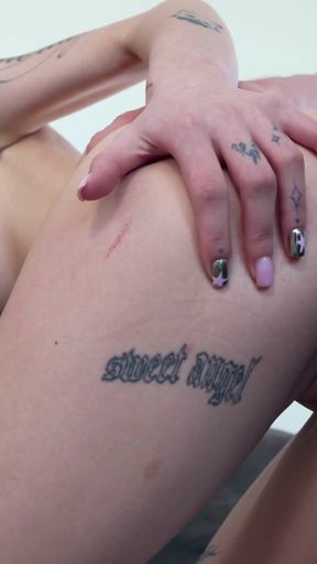 Don't Scream! Petite sexy stepsis gets pussy creampie after hot sex   Clip 2