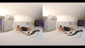 PURITY VR - Real Lesbians experient a Strap On