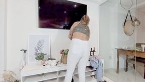 THE DELICIOUS CLEANING WOMAN CLEANING HER HOUSE LEAVING A FART SMELL - BY SOPHIA FABER - CLIP 04