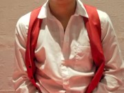 Halloween: Me masturbo disfrazado de vampiro hasta sacar todo mi semen