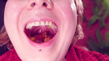 ASMR: eating jelly teddybears candies. Chewing. Mouth Close-up.