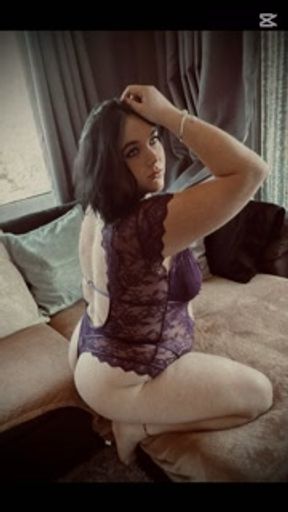 I'm so horny I won't even give you a chance to think, just come here and feel for yourself.