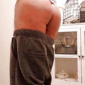 Clean and smooth ass boy shows his sexy butthole to lick