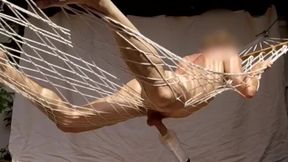 2017-08 / Crazy, creative hands-free Fleshlight masturbation in a net hammock