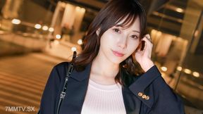 Siro-5527 Kaede, A Job-made Office Lady, Applied Without Telling Her Husband.did You Do It As A Model Too?!lick The Style That Makes You Think!lick It!she Changes Her Job To A Pervert Who Gets Climaxed Over And Over Again In A Sweet Voice When She Thrusts