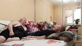 Mother-in-law gives an unforgettable deep throat and receives a face full of come