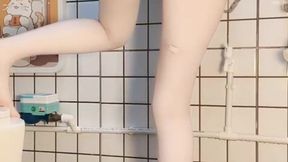 I masturbated while standing, squirting and convulsing.??????????,????