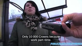 ”Wild Amateur Car Sex Caught on Camera”