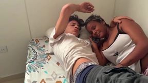 Una buena follada por el culo mientras la cornuda de mi amiga está distraída