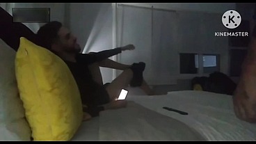 MEU TIO DESCOBRIU QUE GOSTO DE ROLA E VEIO ME OFERECER A DELE.