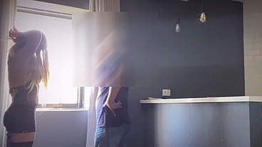 DANDO GOSTOSO PARA O VIDRACEIRO EM TROCA DE DESCONTO