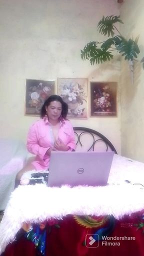 Hot Asia MILF Want It All!