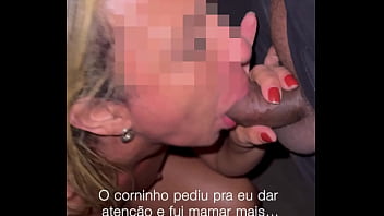 Dogging no drive-in, se exibindo pra desconhecidos e ganhando duas gozadas na boca