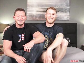 Aron Fills Married Str8 Boys Butt