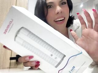 Trans Doesn't Stop Squirting During the time that His Ramrod Is Being Sucked By A Toy - Marine laveau