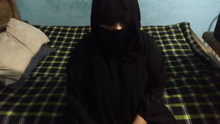Saudi burka muslim Aunty Chudai dwara Indian ladki - desi