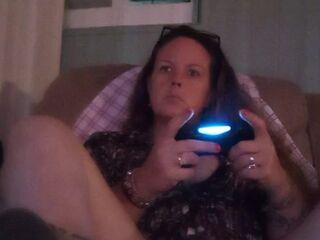 Amateur mother I'd like to fuck Playing Clip Games In Hawt Night Gown