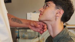 He Loved Kissing His Straight Stepbrother so Much