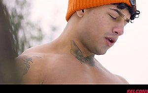 Drew Dixon and hunk Kenzo Alvarez fuck in winter outdoors