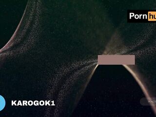 Tremenda morocha argentina jugando con sus dildos y mucha saliva 5