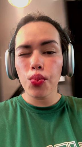 Andra Rose - Follow Me Live Strip Chat