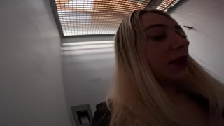 Geiler Piss an der Raststätte!