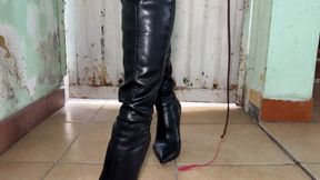 BQ The Sweet Caress of my Whip by the BootsQueen
