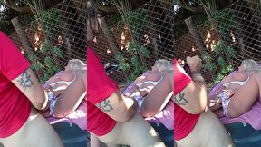 comenu um rabinho de frente ( sex toy )