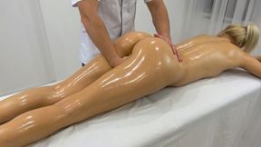 Massage therapist ravished my holes deep