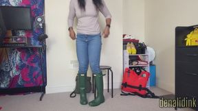 Wellies, Lifejacket & Gas Mask Try On
