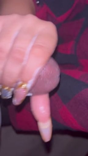 My homeboy baby mama gave me a sneaky handjob while he was outside