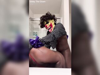Siren Nudist Getting Her Vagina Pounded Inner By Gibby The Clown