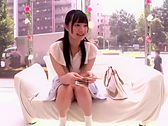 06745,Beautiful woman's lewd appearance