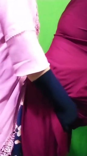 Iconic moment from &quot;Desi Indian bhabhi ko hotel me meeting sari me full entertainment&quot;