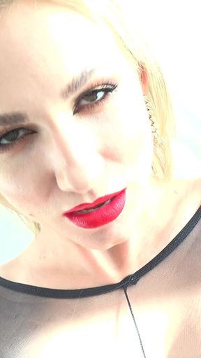 656 Mind-blowing Sex My Stepmom Caught Me in Her Bedroom
